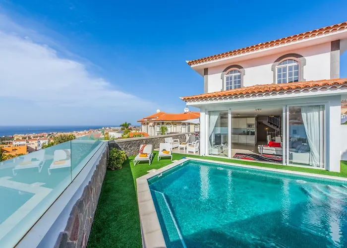 LUXURY BIANCA OCEAN VIEW HEATED Pool