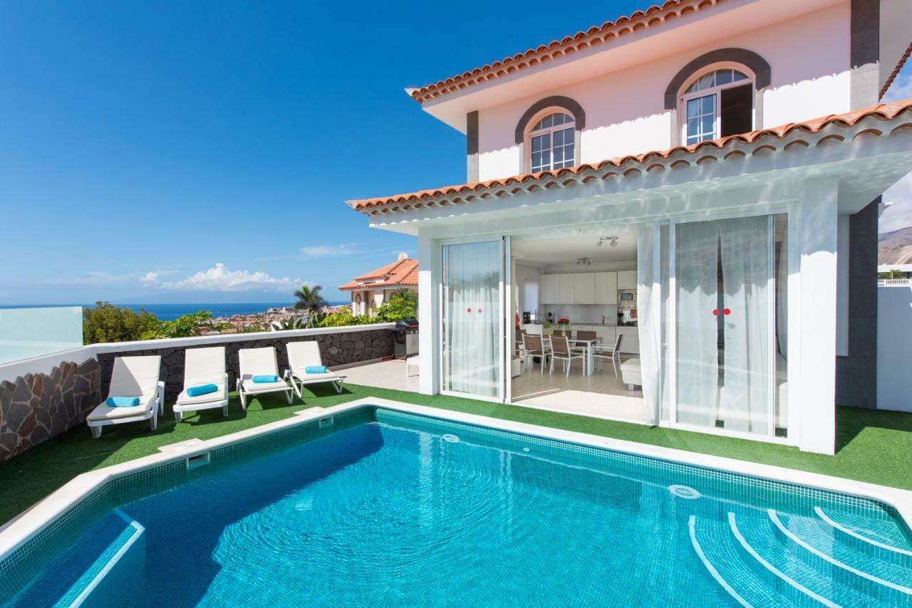 Luxury White With Sea View, Heated Pool Willa Costa Adeje (Tenerife)